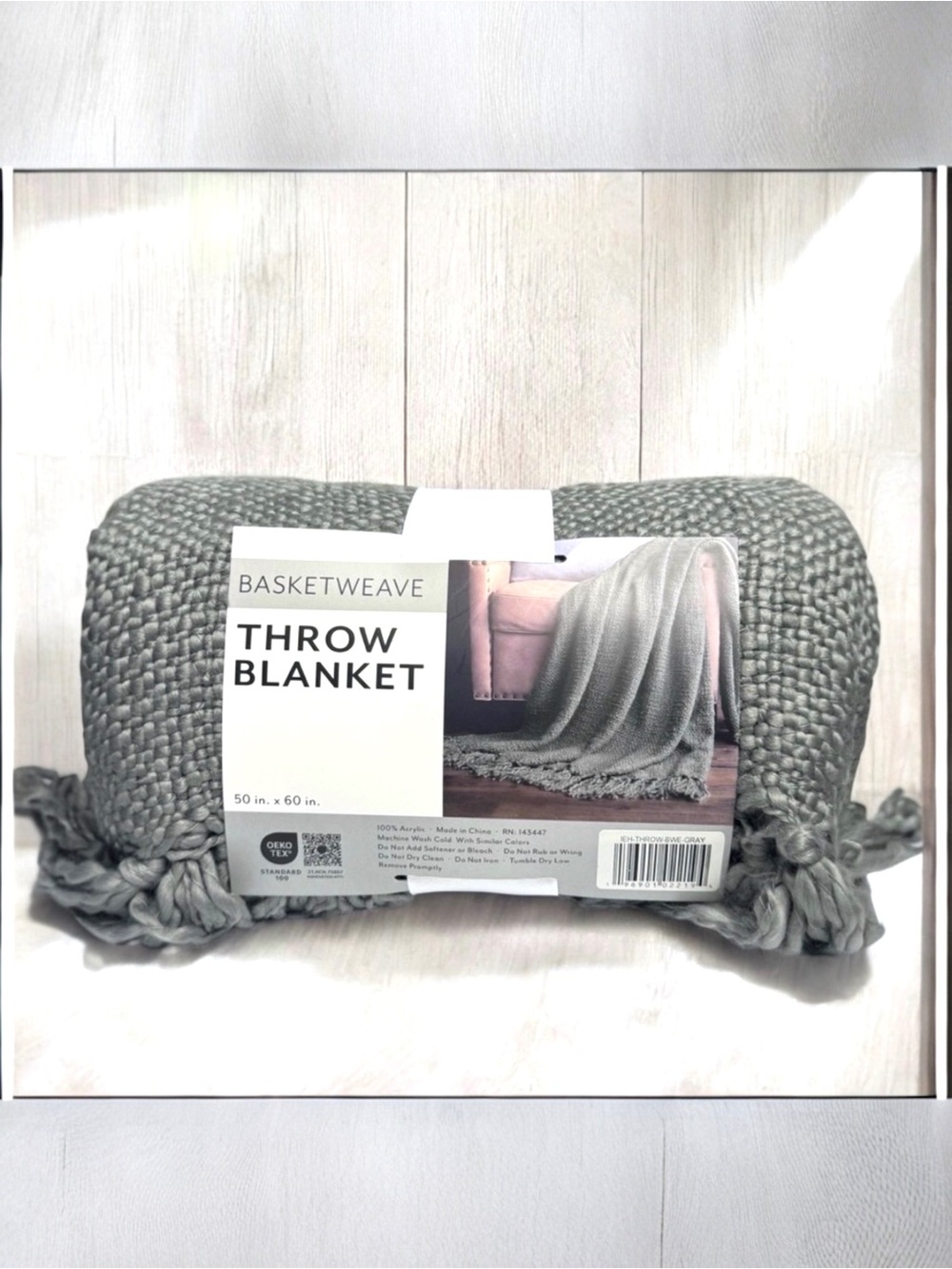 NWT Gray Slub-Yarn Basket Weave Throw Blanket